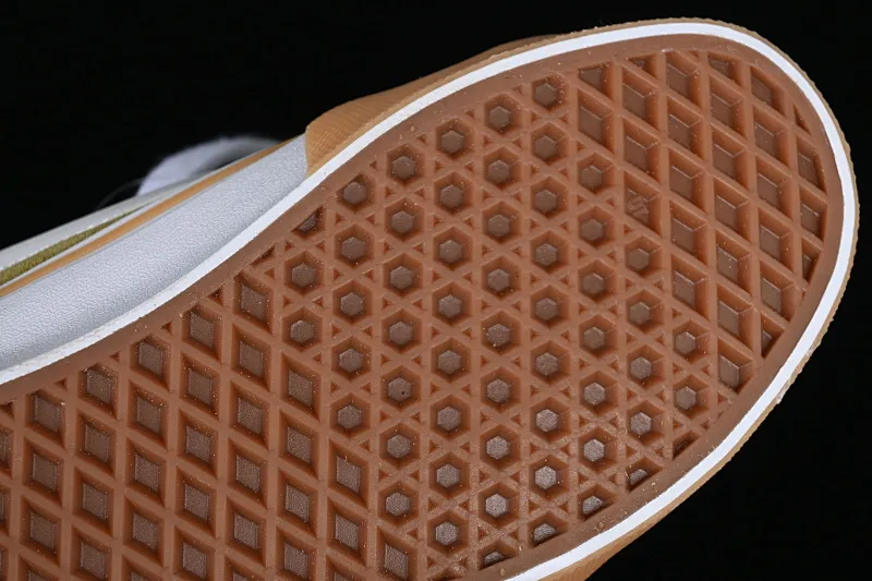 All categories Vans Vans series Vans Mid Vans Zhongbang Vans Knu Skool Vans official fat version of mid-top bread shoes VN000CQ95SMR